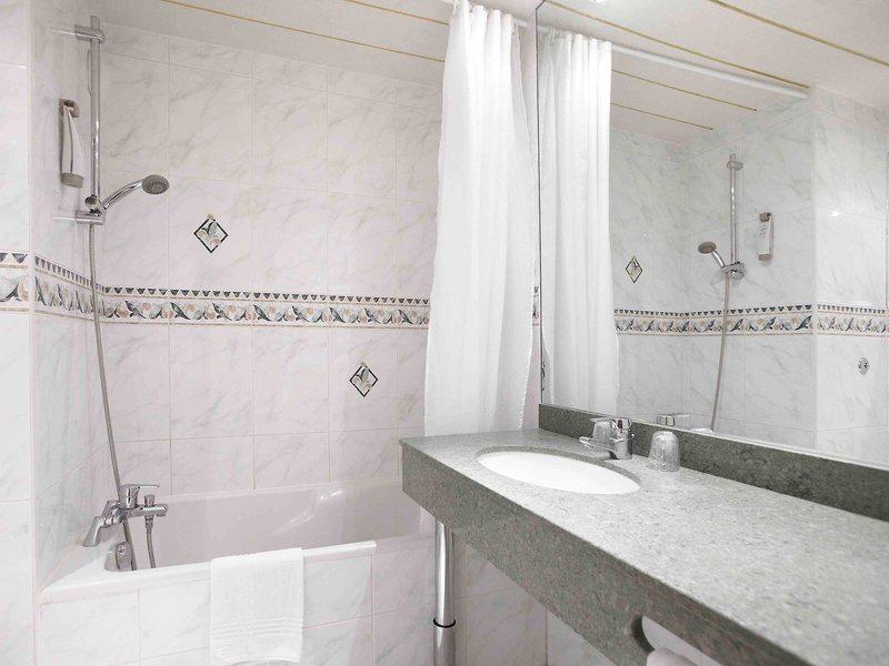 EF26E5130933452B1535141CF045C5F0