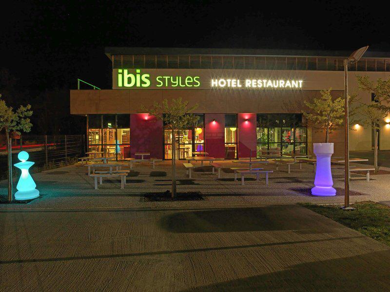 E5A50FEC693EB920B53E0D404B9A8CF7