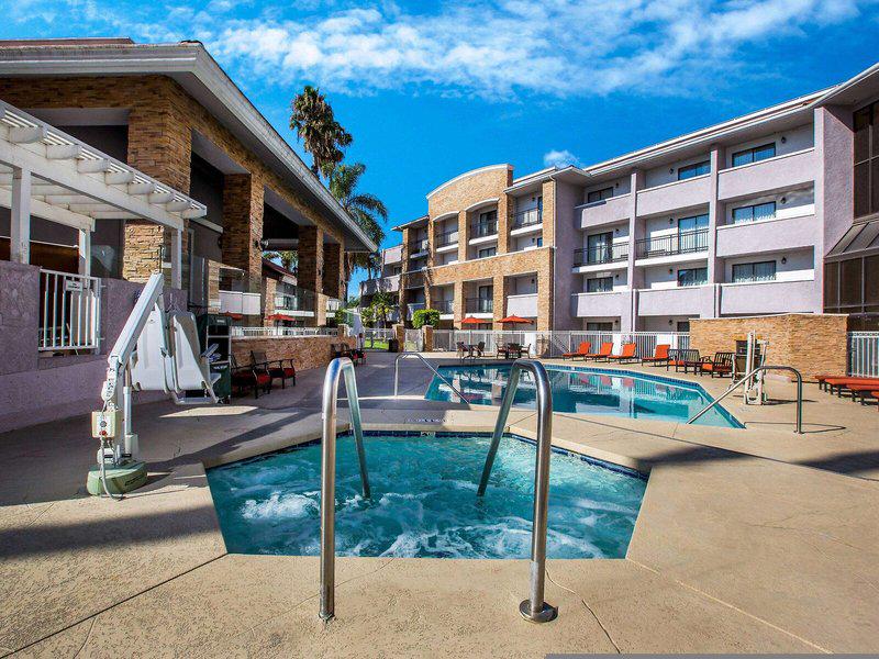 1A6639B7208CC831CCB96946390B9BC2