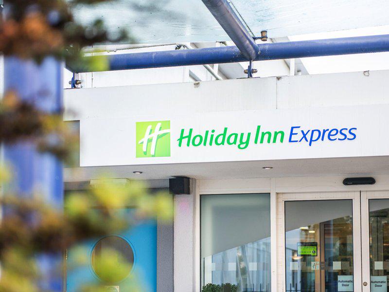 119512AFF0F56466632583806FF47C8A