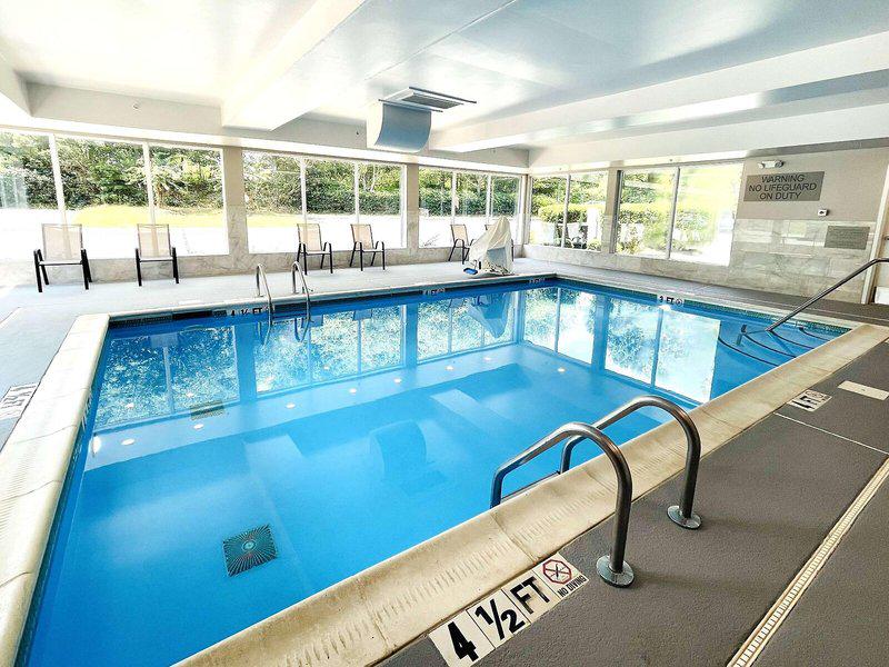 048AA08327B2E27F9BCBA8BF57502CB2