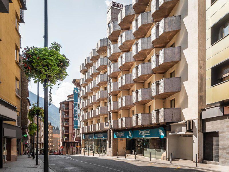 E1B1C9E93404F8B9FF09A952982F23F1