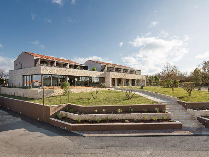 161E406AE252276B59054985DF71FFE2