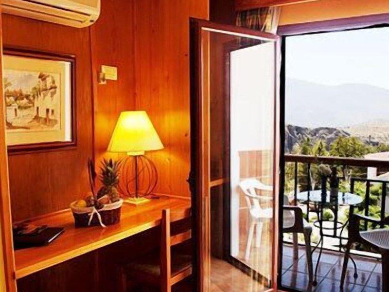 FC5133B0AB391474755634116306DDFD