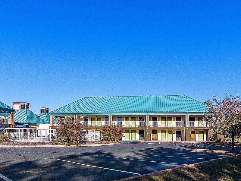 E0714E66E1295EEB73633B2581479590