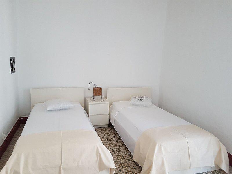 BAB28944D3875CC40C0B017F6809E986