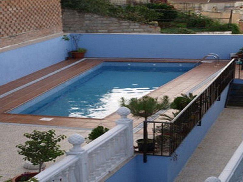 67A25AE801267478B2B1269E5D63283B