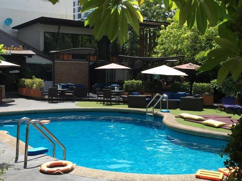 28F33D0A05C8D68BC218E40B210BCE35