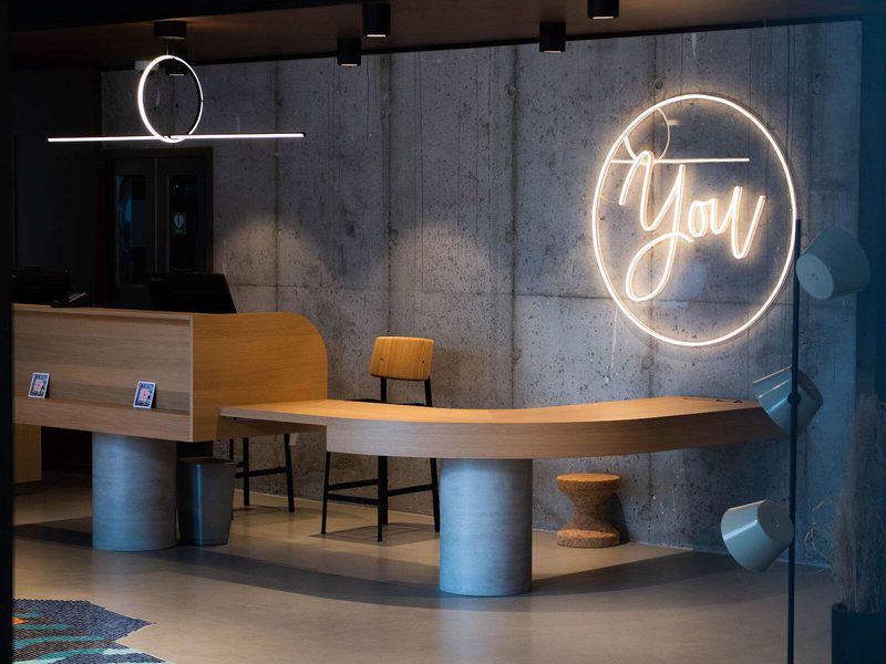 849039BD63086849CF958B16562DE42B