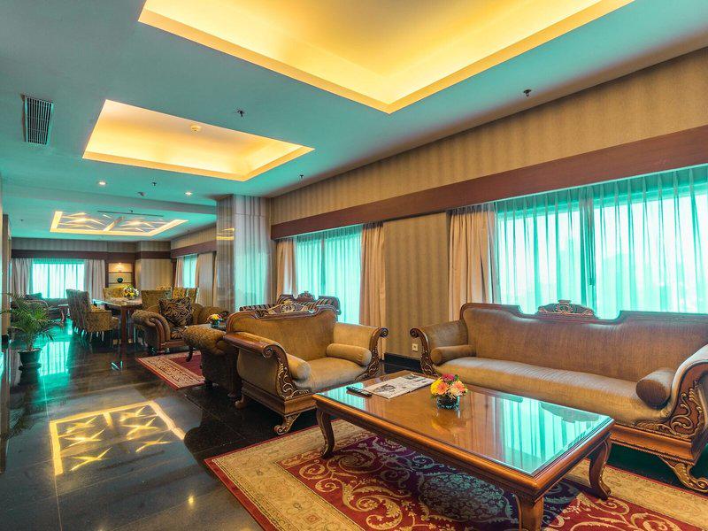 5619C1020815CFEE826CAB1299208FB6