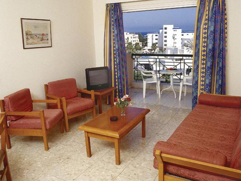 424BBD1A8BF1BF4601385B5035EC04CE