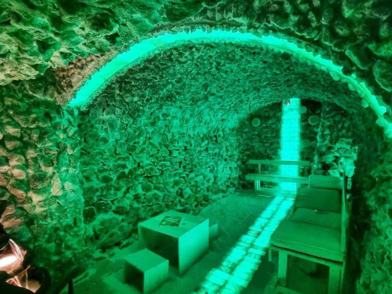 A02B237396716D5412D533996F095610