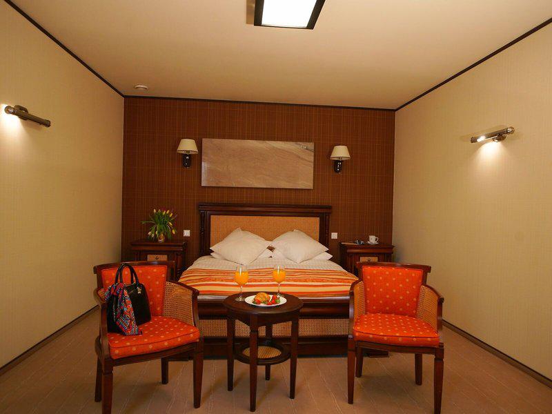 1C95390C01B4A36F53121A9164327BD0