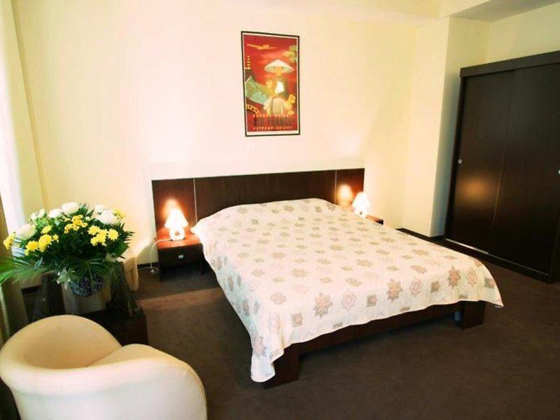 651668034EB9BB9C43151251941FFD36