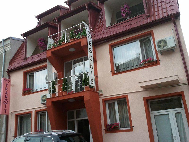 B62A0CC503A840020BDF66C989E05663