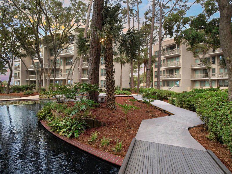 C436D47D122EBB79A0BFDBE3CDAAC898