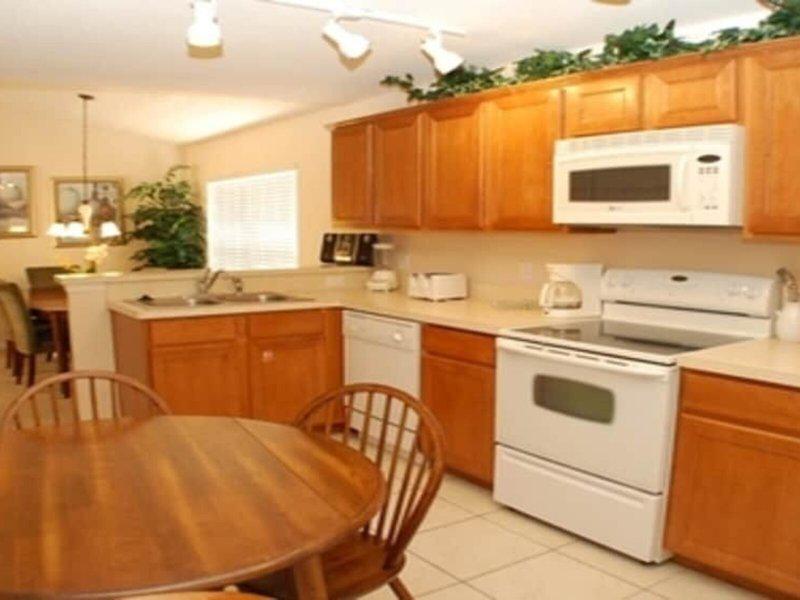 FE85A19D90B36D2E876EAD9F16450146