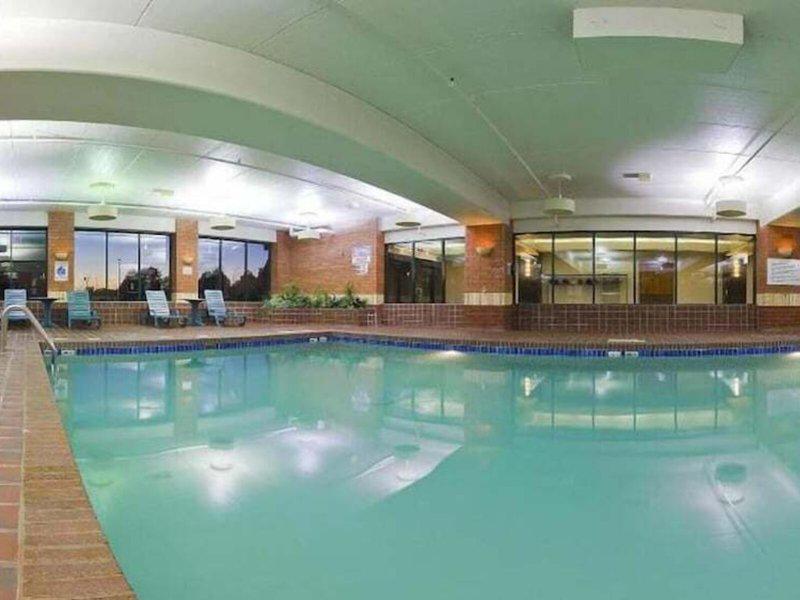 8EEAC32D1245ABB6CD7C170FEFB08D36