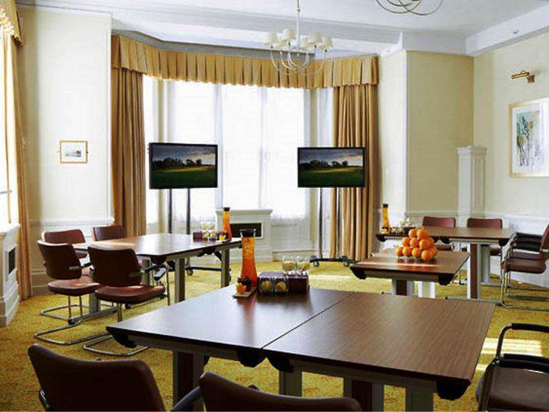 22C1E942DB5E5C2A390D83752B2FD30D