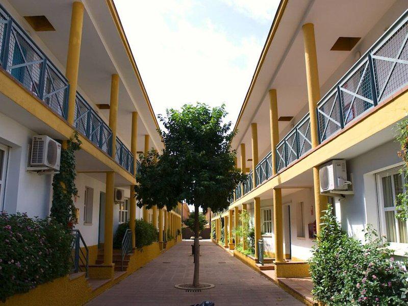 E805AEA9A54E2A653A918027801774C8