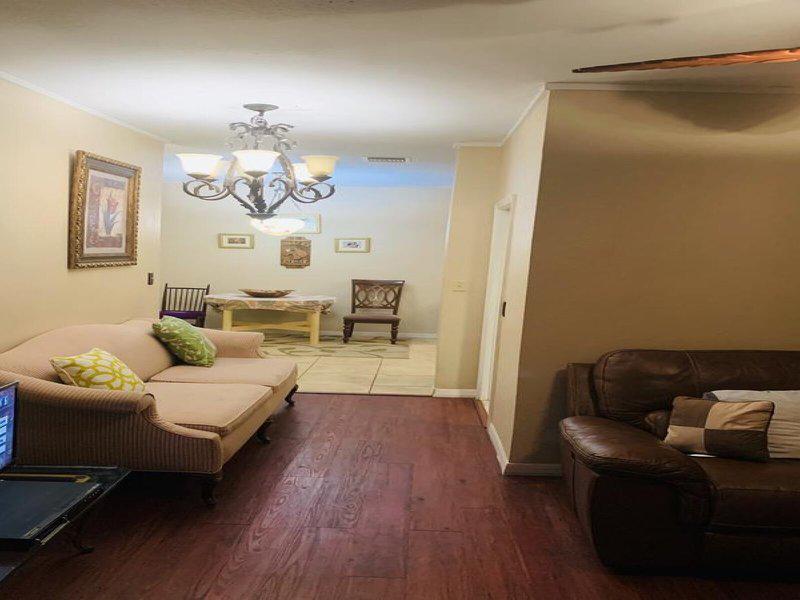 E2B821B7B6A40C3254D23FF74DD657A3