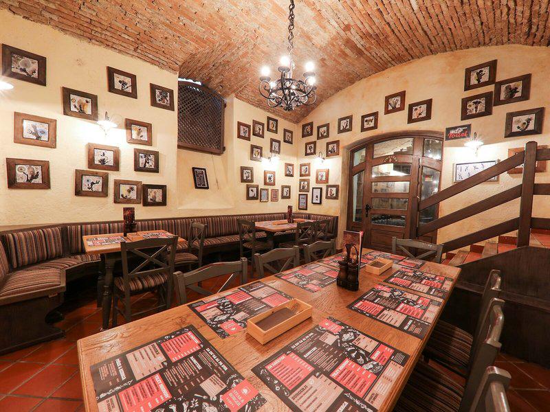 F4B617AD0DEBAE9D572BB46DCF7F4430