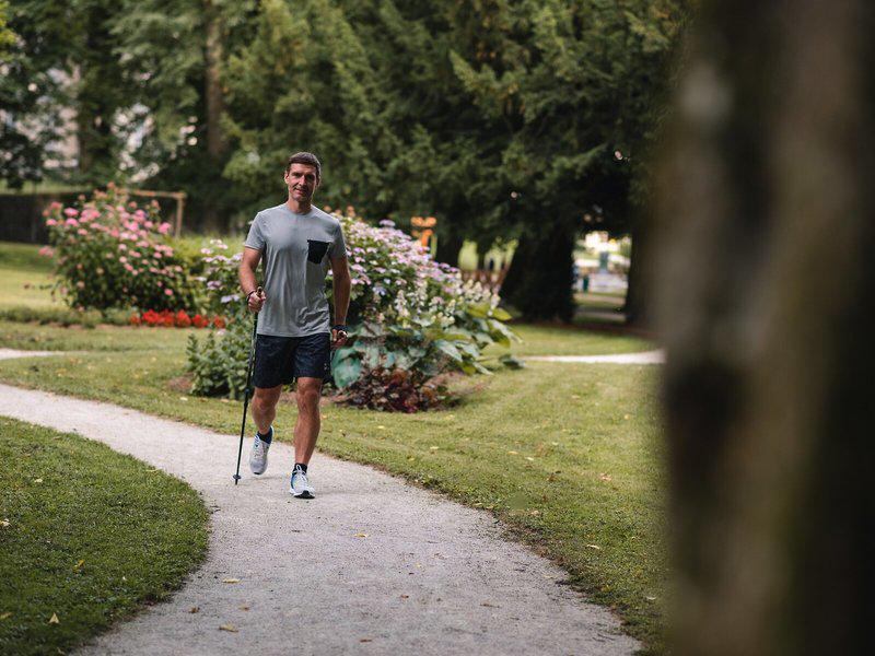 9CA6F539930FBAC830F0EF83E574C81F