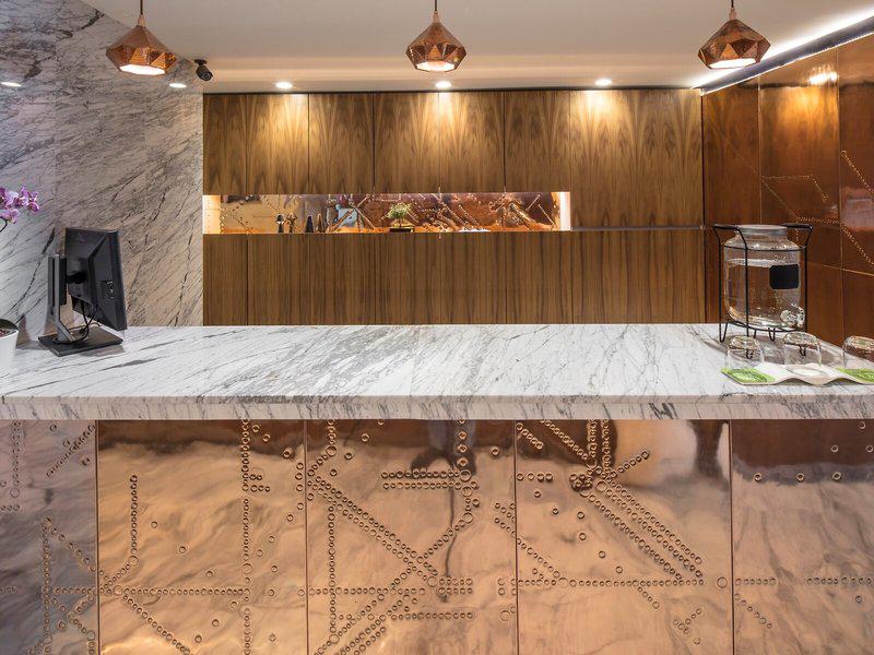 F22F801A999E53E9F2266F6569764293