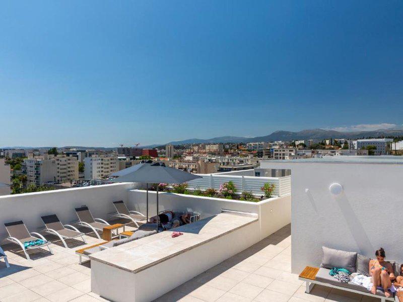 0110E1947A95B5B00DBCADB04637DE4A