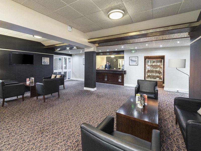 DE869DA22E7BA9B3F6EE97F06157DF9C