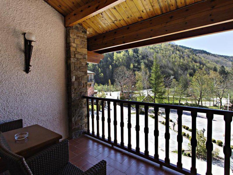 A27D9C362A7BD1D9D4217D37C7C60DE7