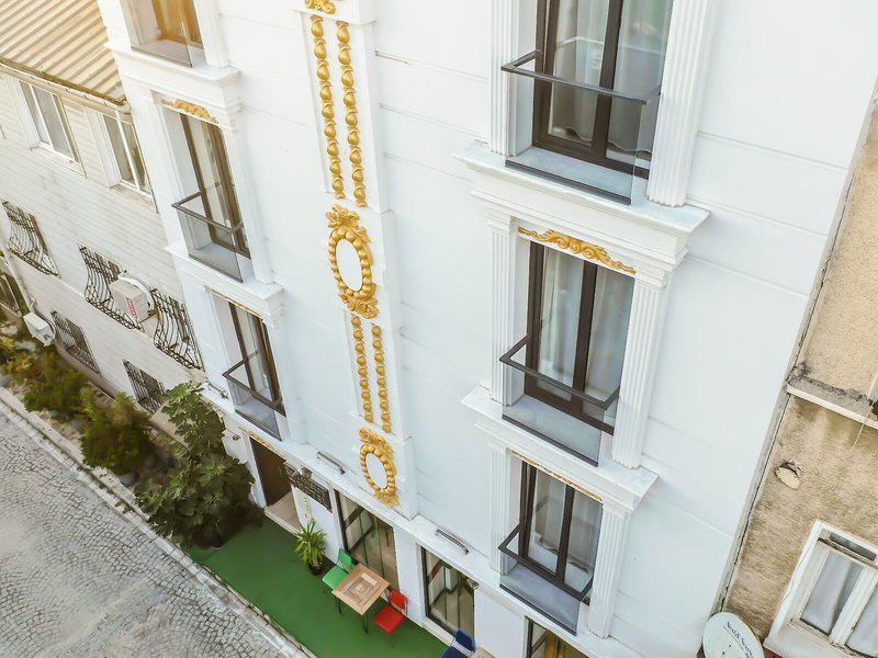 D2ED598647476C58EB0E0901CDD2D416