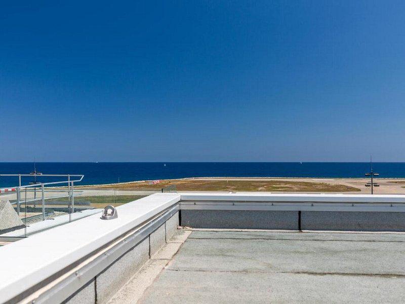 AE5DF34F22CC9C04986620067F3C0F63