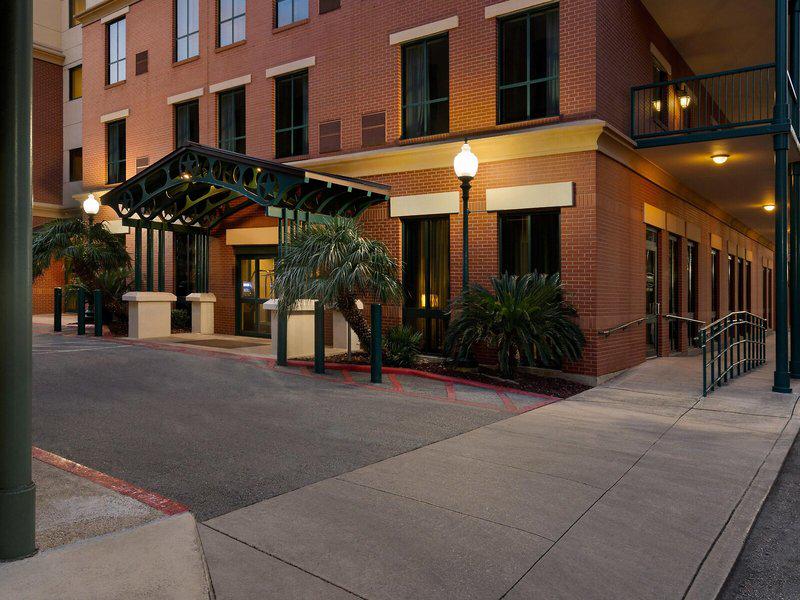 AF0608A6067C5140CF6AA449466A6F0E