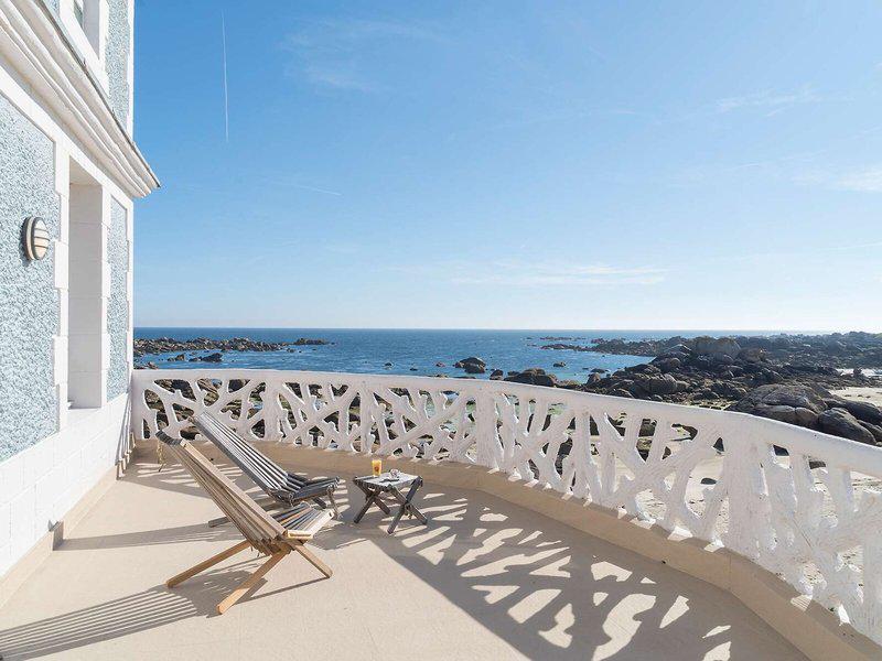 815891238F12AC3897365D15A9302A00