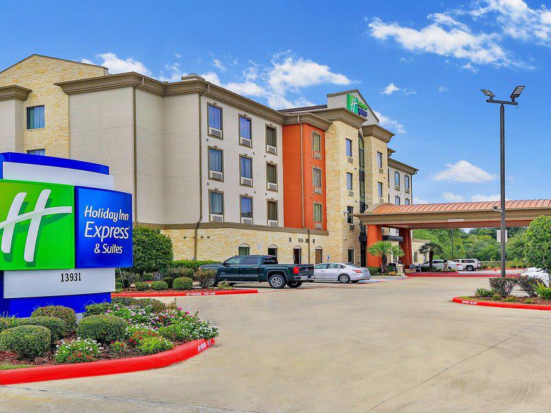 10A92795E41D62A4257F26E9E47A3F44