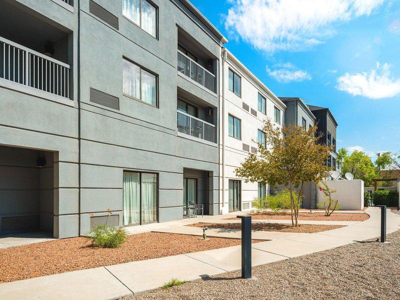 829F2B206357F90441EA4B4261672E59