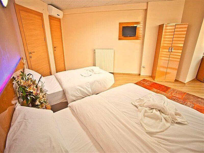 8E133090E54900538922D47D8B5C79A6