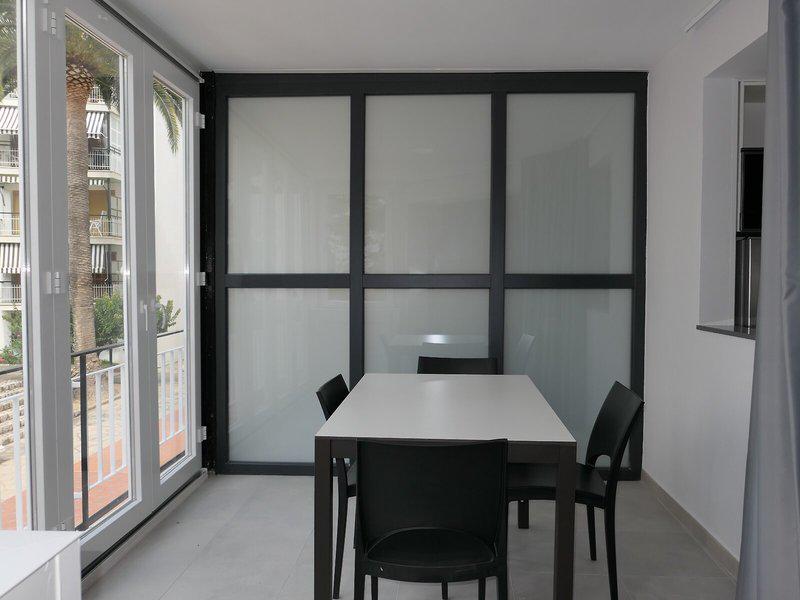 20FE4D085197DF28074847B1D8E3D324