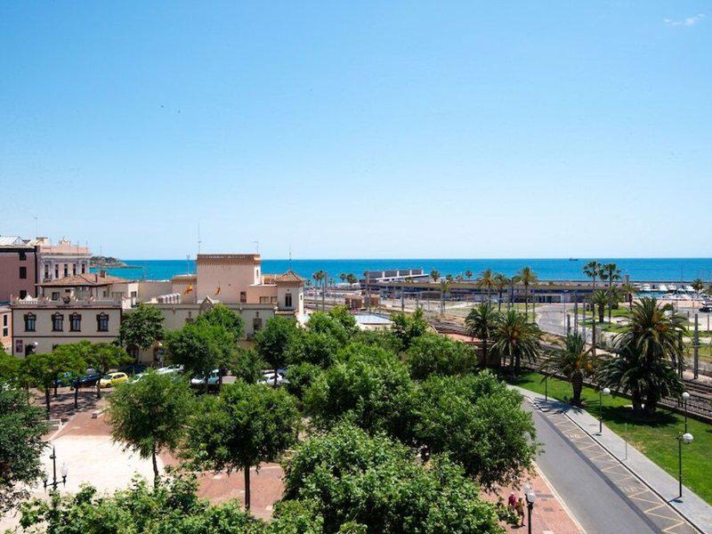 39D33C05A48FD0884E1130083AFC8417