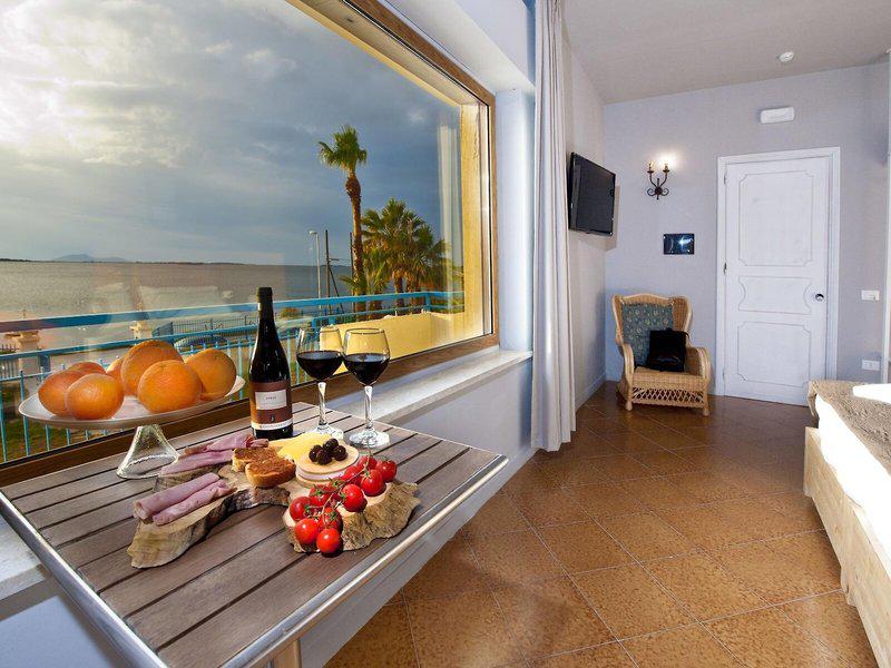 18157843FA0566F84B2C8F210BFA2475