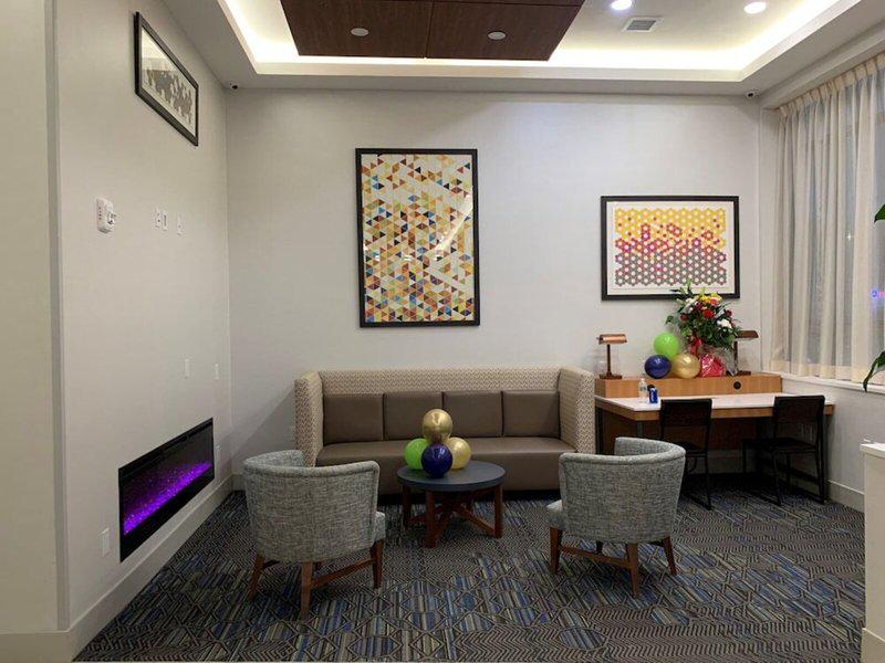 F82561FA3855879C88BBE96949349763