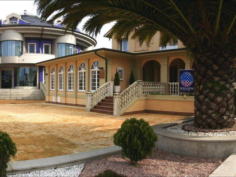 B1E0870D77904A1DDAD422DFD2FE18C0