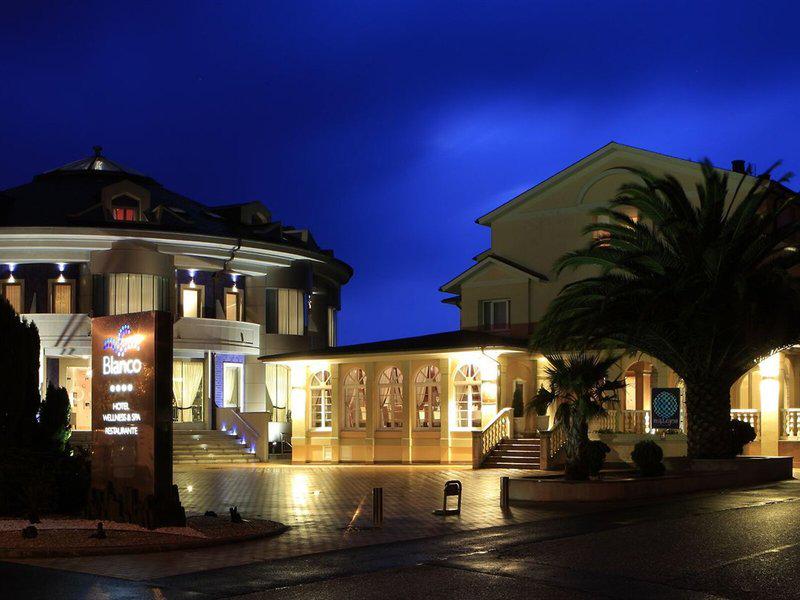 A06A98E529D57A82D414ECFBDB7DE33C