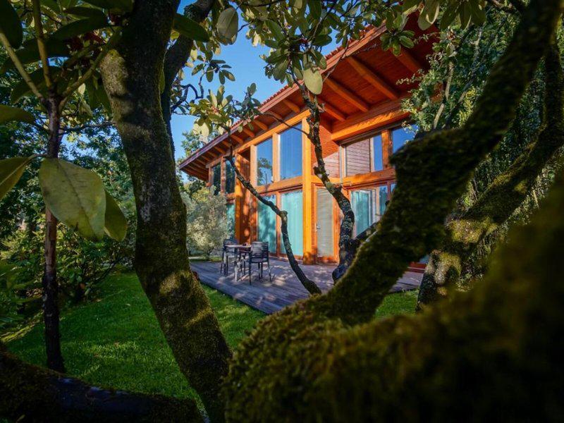 2682218CE693BFBB56A4B20DC7309090