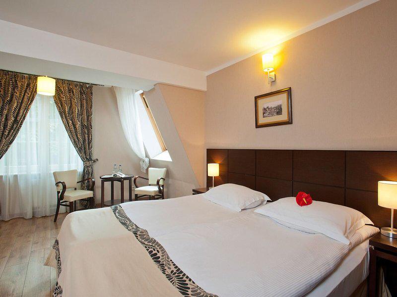 18ADA66750BCE4BAE97F2F9EA84EBF12