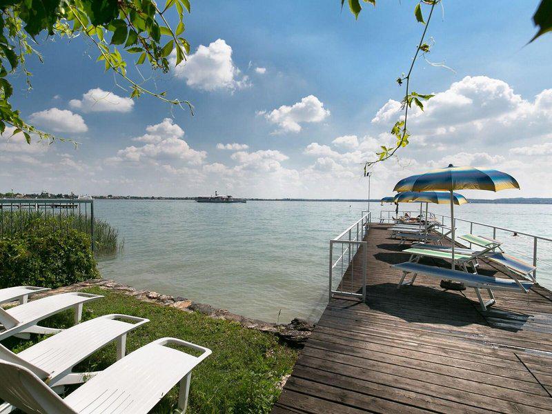 75EFD4A3C3402A185278323F584117A1