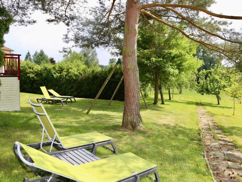 10D0646F821F961EAFF65EDEDF8245C6