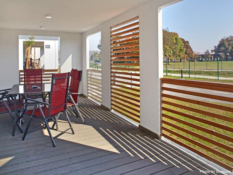 99C790B0EEFE4551BAA5C324FF6202AC