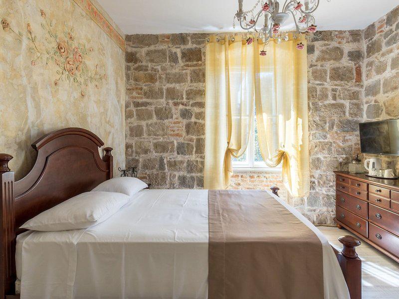 35C0E7AE6D9EADC3C752CBE540C41478